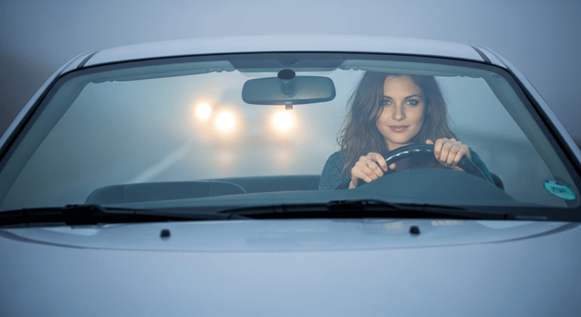 Fog driving safety tips to prevent accidents and improve visibility in poor weather