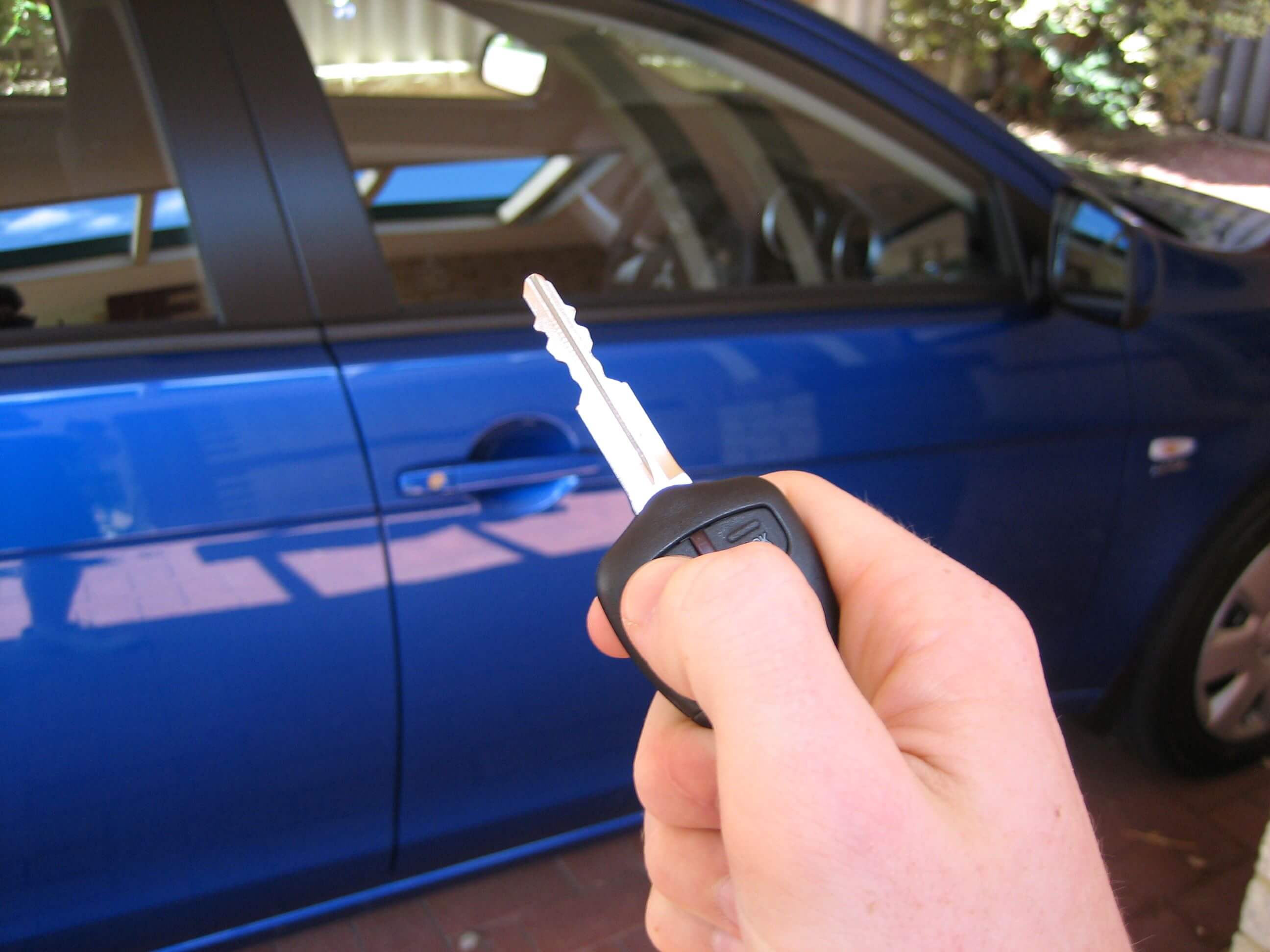 Ensuring vehicle security by safely locking the door